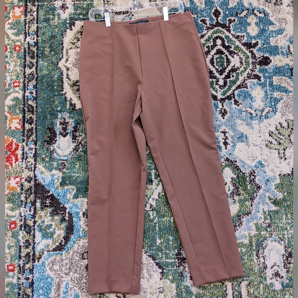 J & L Atelier Pants